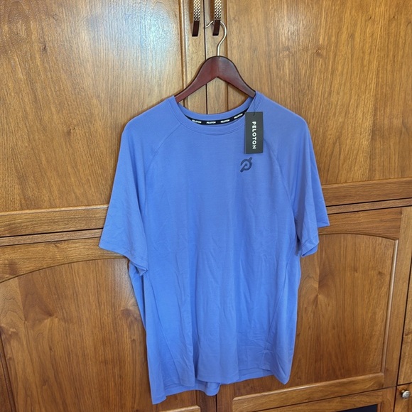Brand New Peloton Workout Shirt for Men - Picture 1 of 6